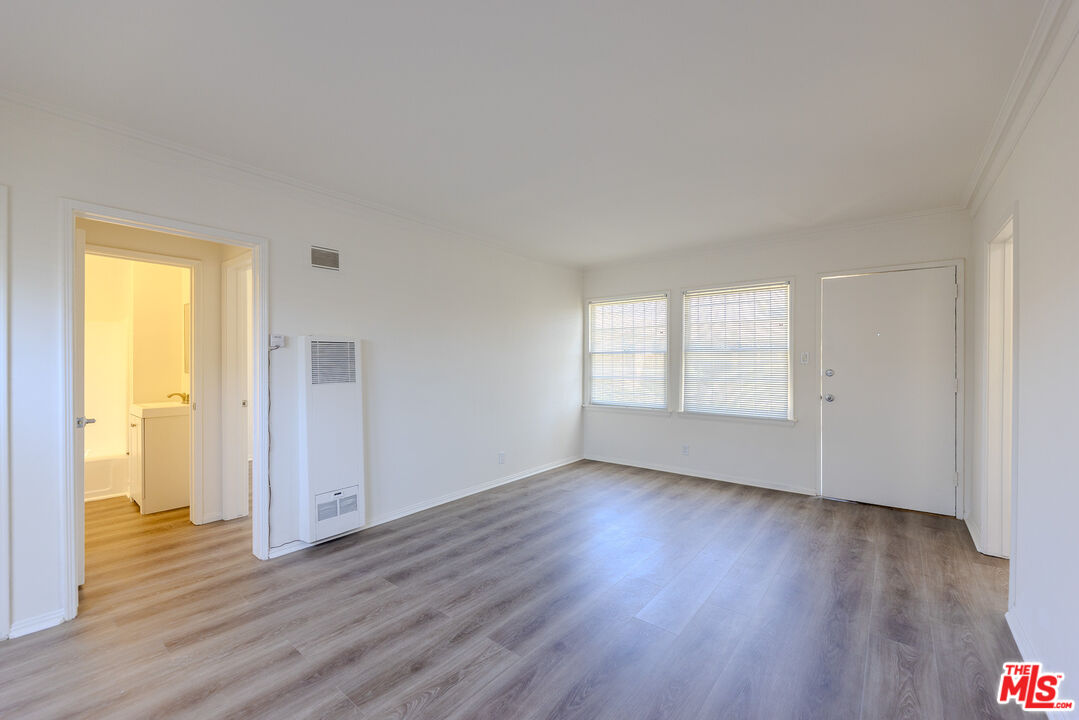 1940 S Robertson Blvd Unit: 10