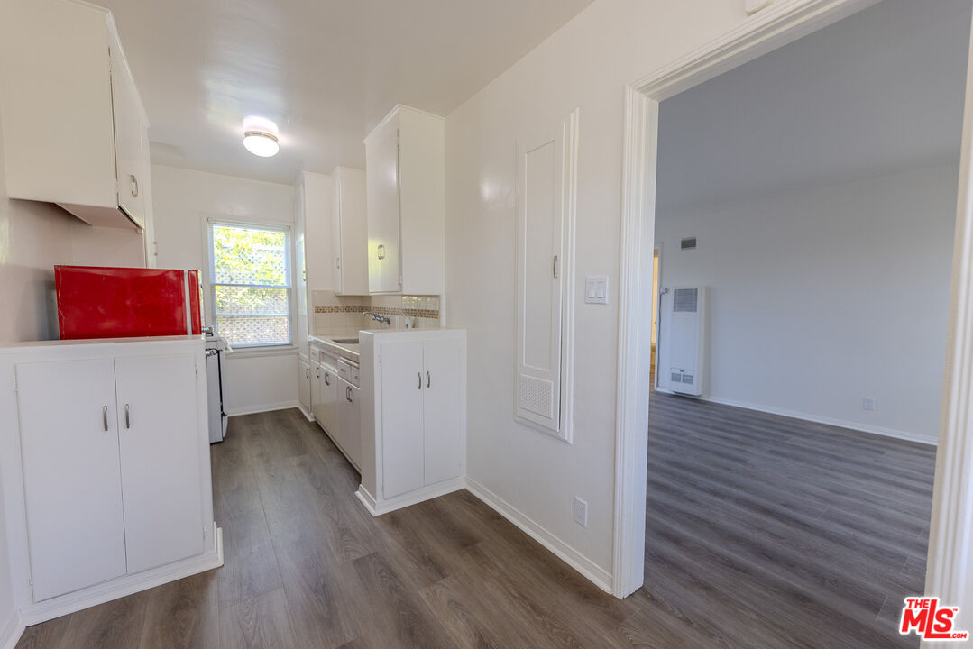 1940 S Robertson Blvd Unit: 10