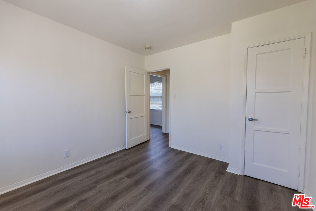 1940 S Robertson Blvd Unit: 10