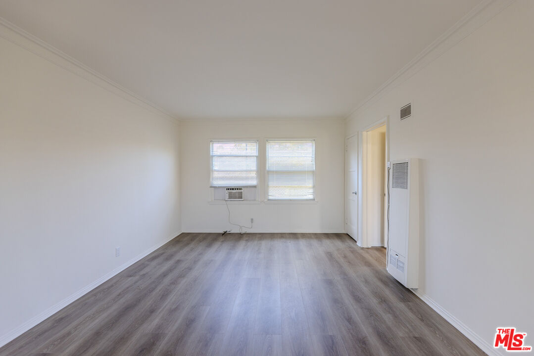 1940 S Robertson Blvd Unit: 10