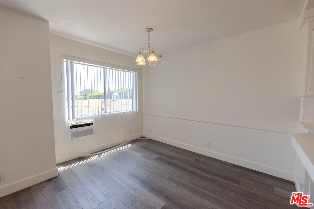 1930 S Robertson Blvd Unit: 7