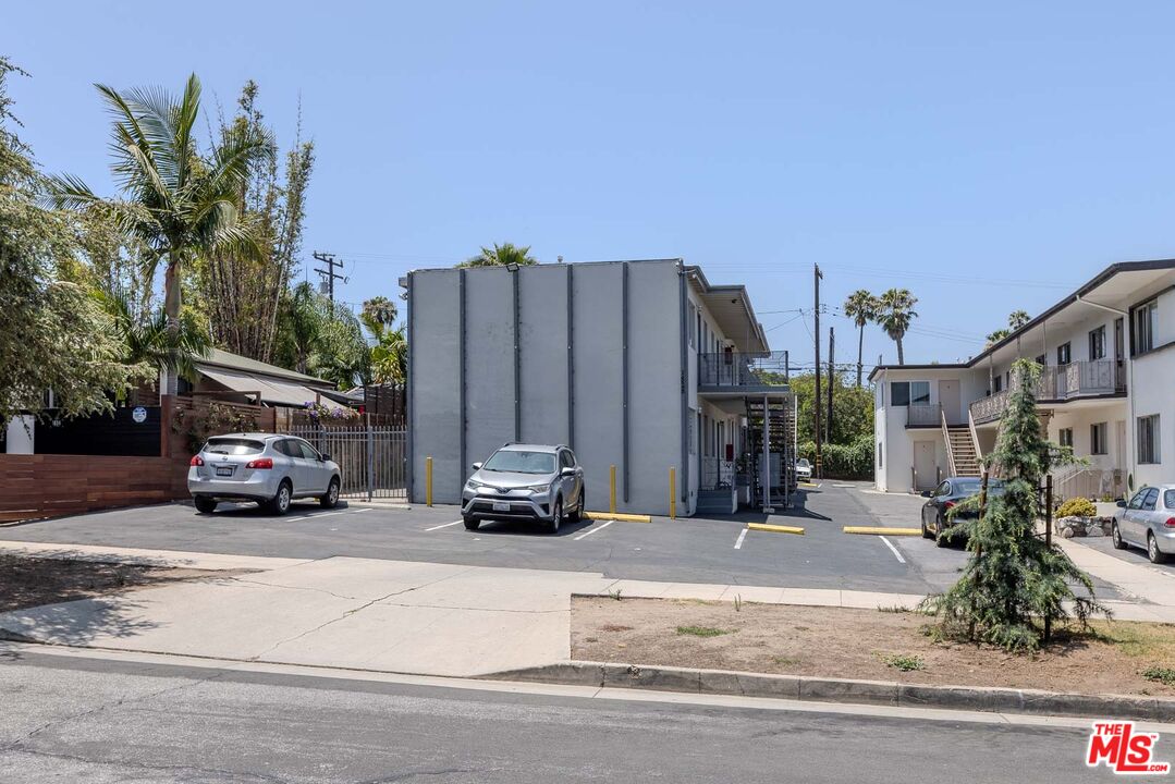 1828 16th St Unit: 1