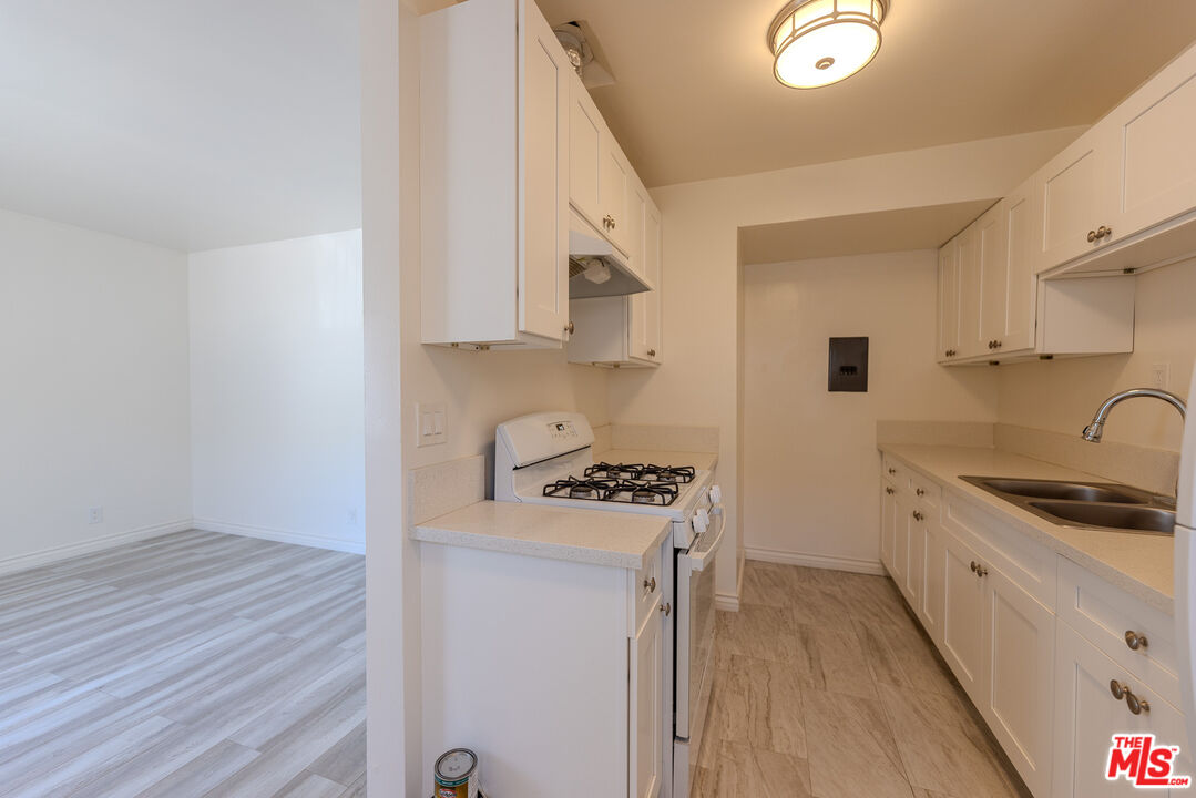 1828 16th St Unit: 1