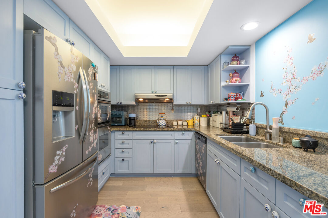13700 MARINA POINTE DR Unit: 1016