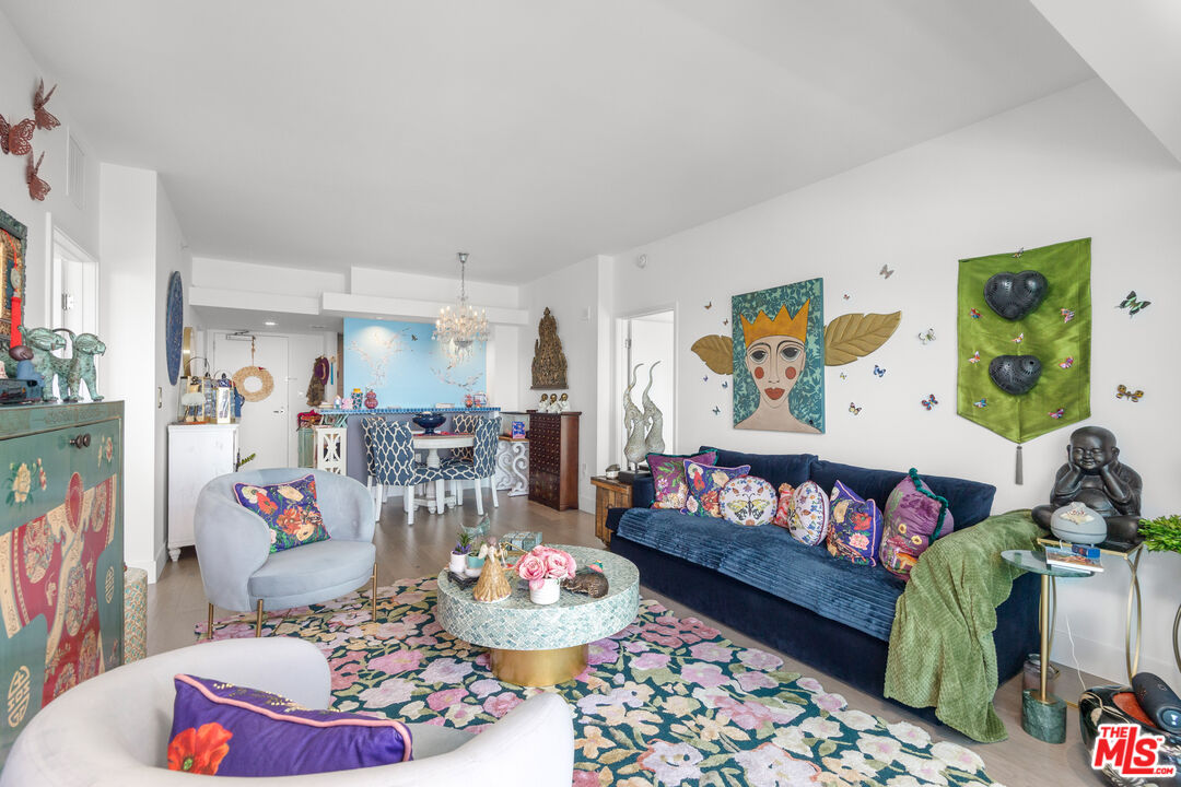 13700 MARINA POINTE DR Unit: 1016