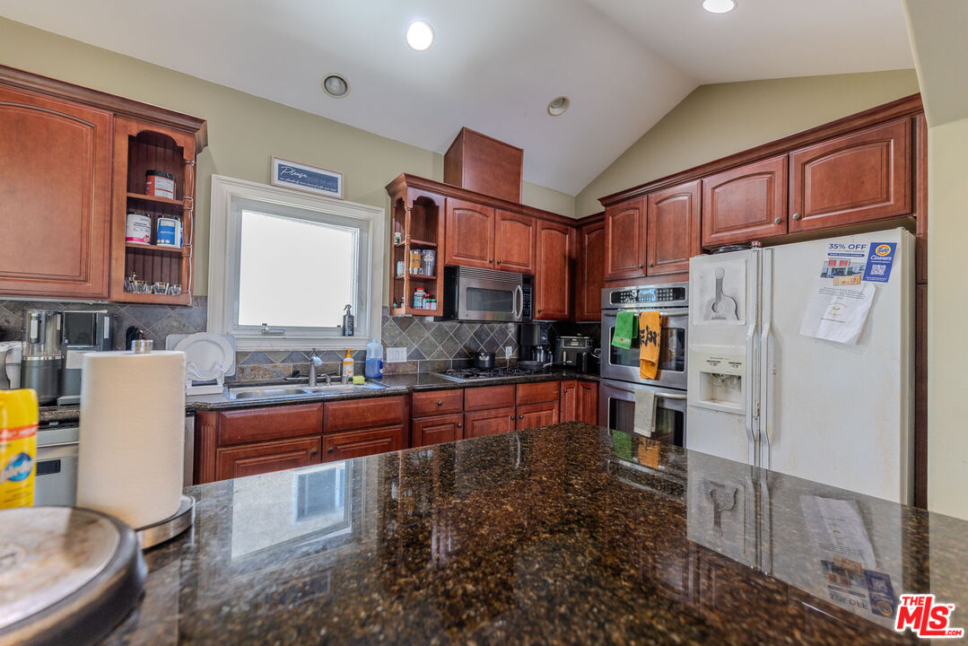1912 Vanderbilt Ln Unit: C