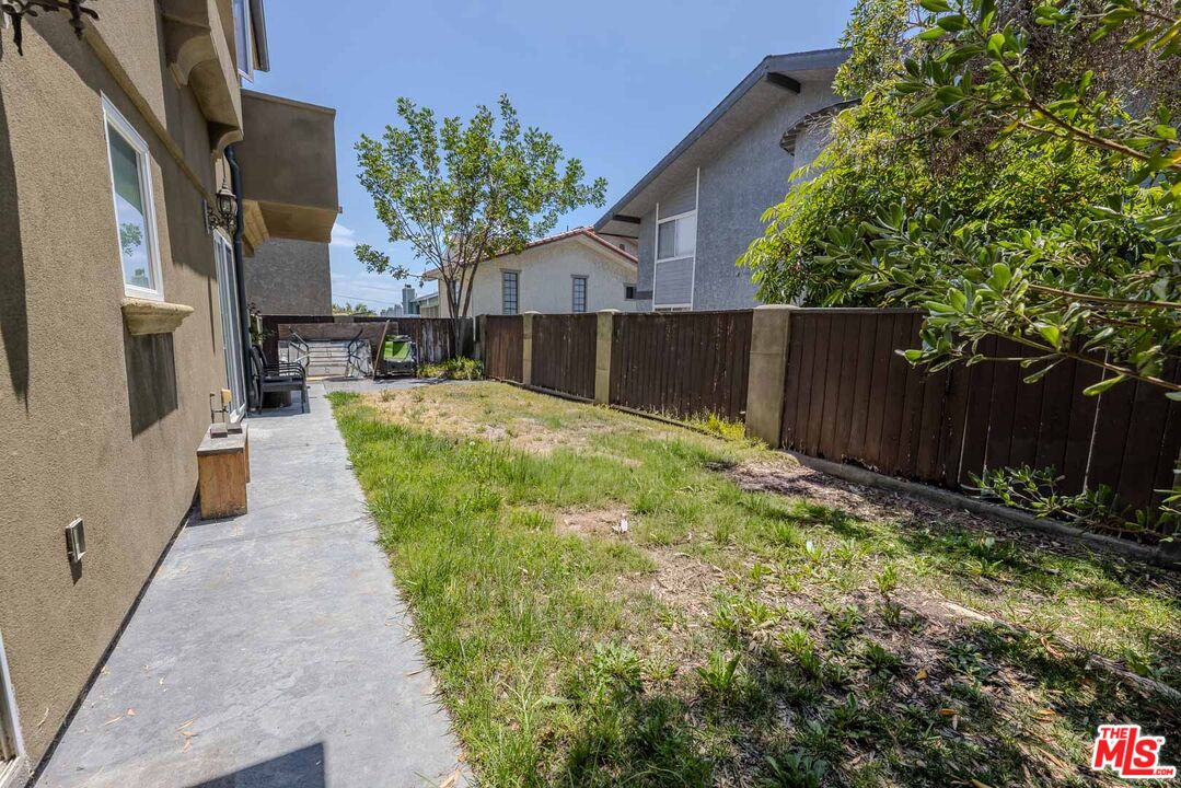 1912 Vanderbilt Ln Unit: C