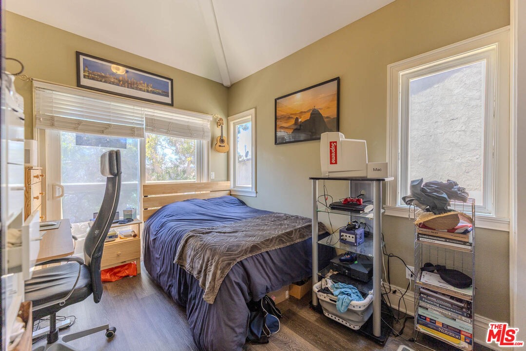 1912 Vanderbilt Ln Unit: C