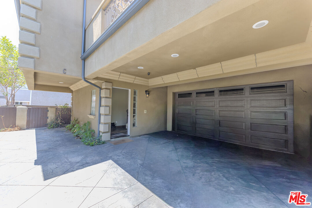 1912 Vanderbilt Ln Unit: C