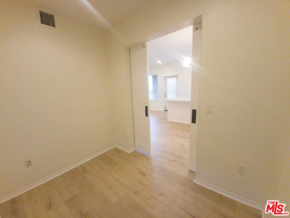 6020 Seabluff Dr Unit: 302