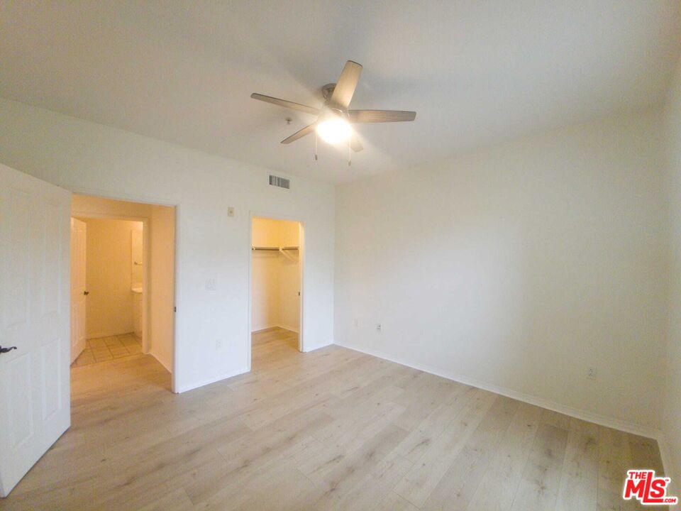 6020 Seabluff Dr Unit: 302