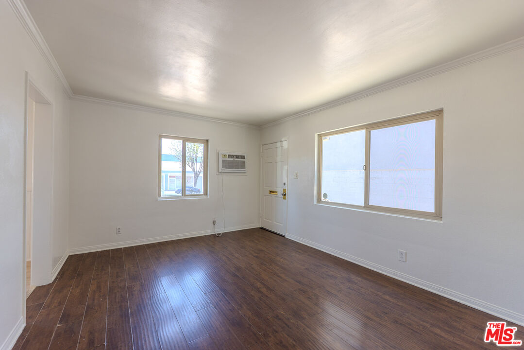 233 E Alameda Ave Unit: A