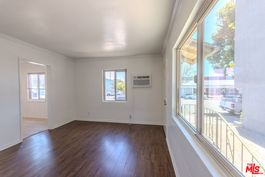 233 E Alameda Ave Unit: A