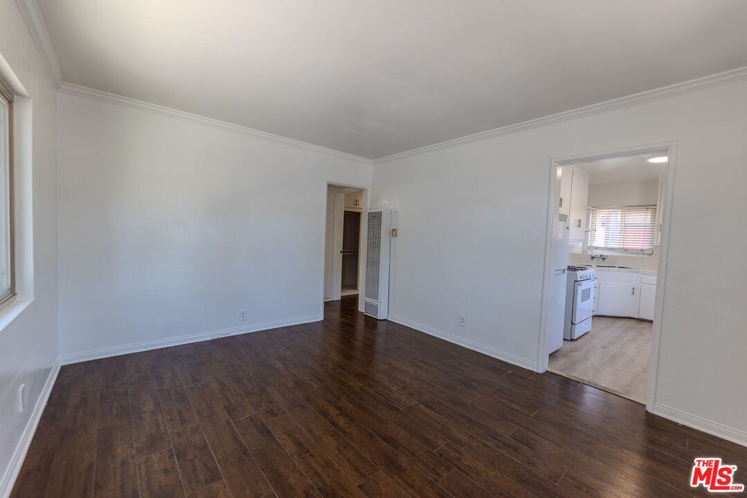 233 E Alameda Ave Unit: A