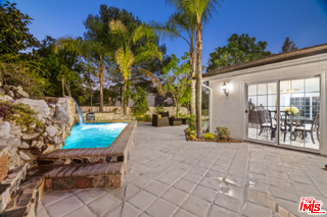 2461 Jupiter Dr