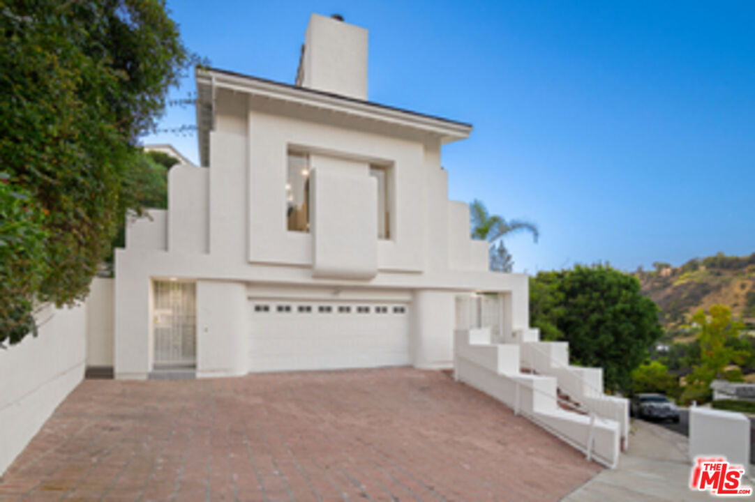 2461 Jupiter Dr