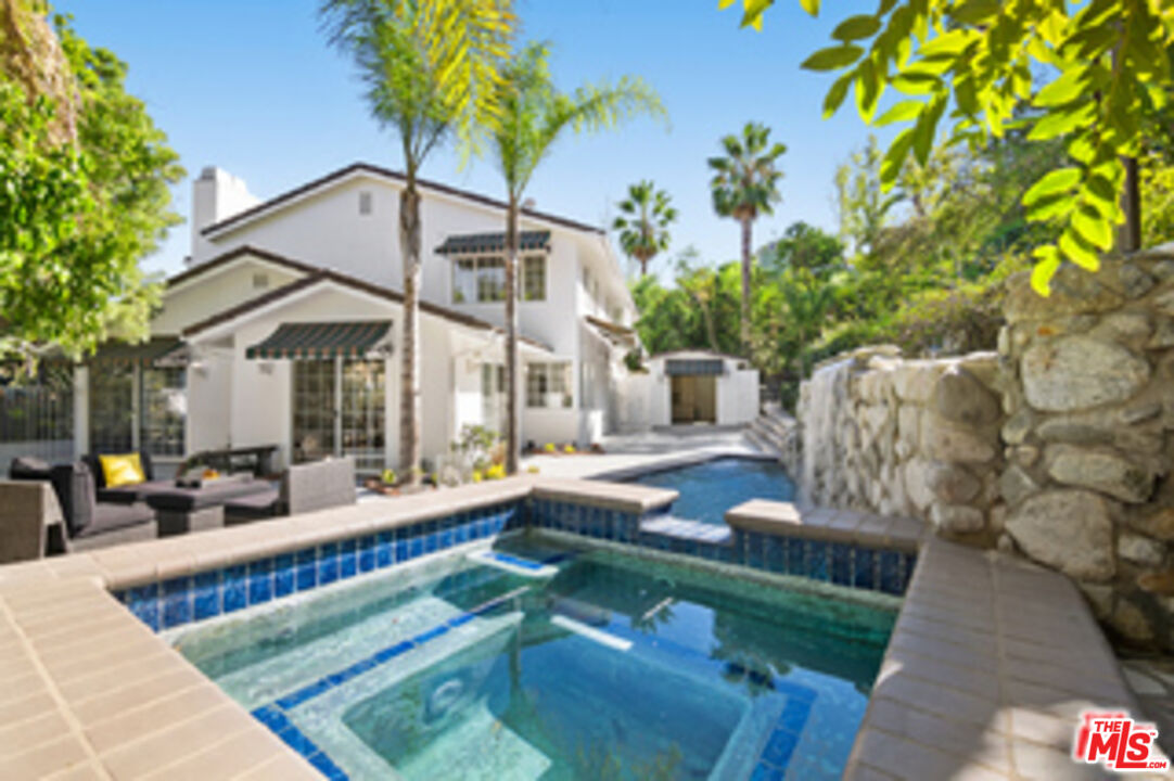 2461 Jupiter Dr