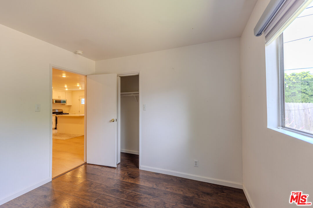 837 Sunset Ave