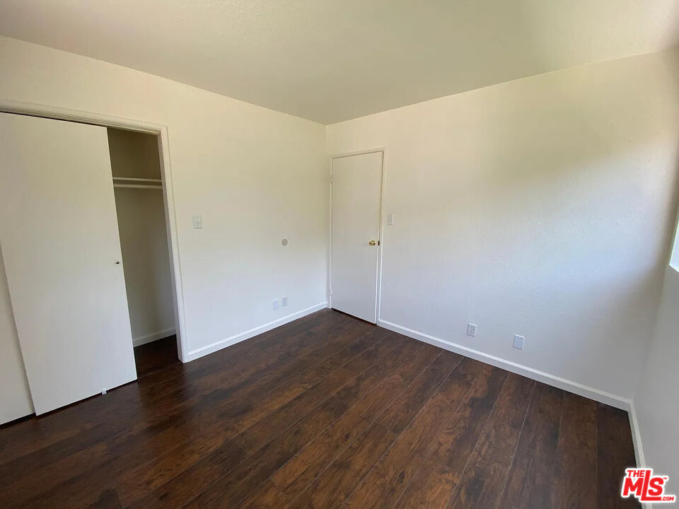 837 Sunset Ave