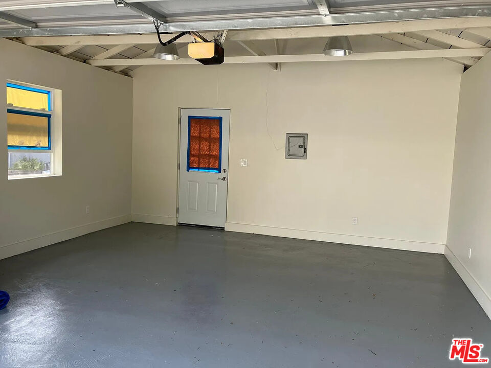 837 Sunset Ave