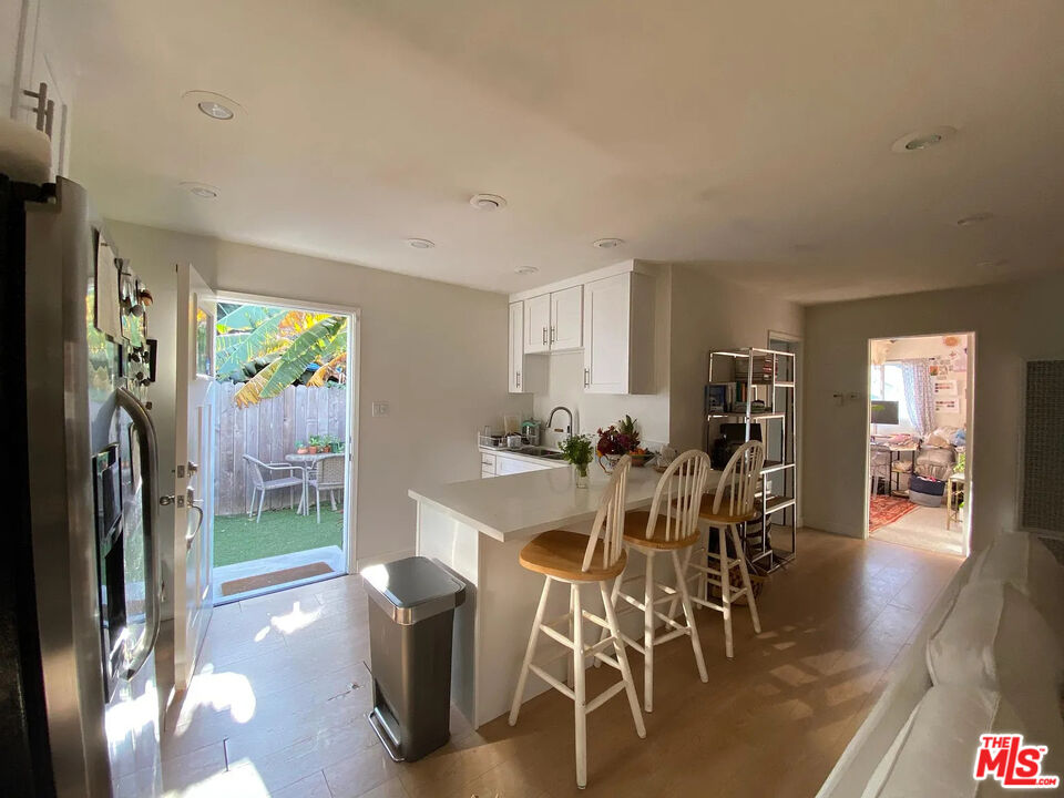 837 Sunset Ave