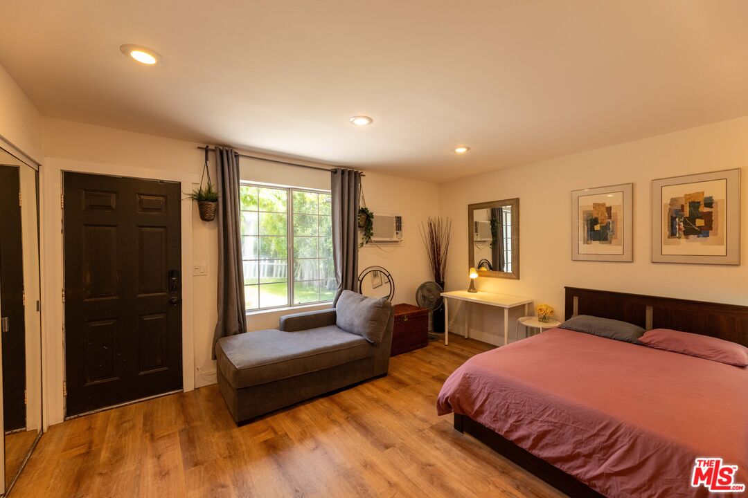 12835 Delano St Unit: A