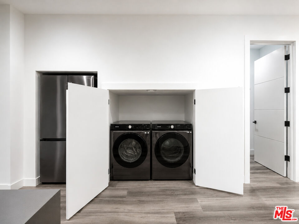 13356 Beach Ave Unit: 1/2