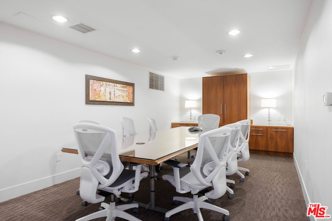 13650 MARINA POINTE DR Unit: 1608