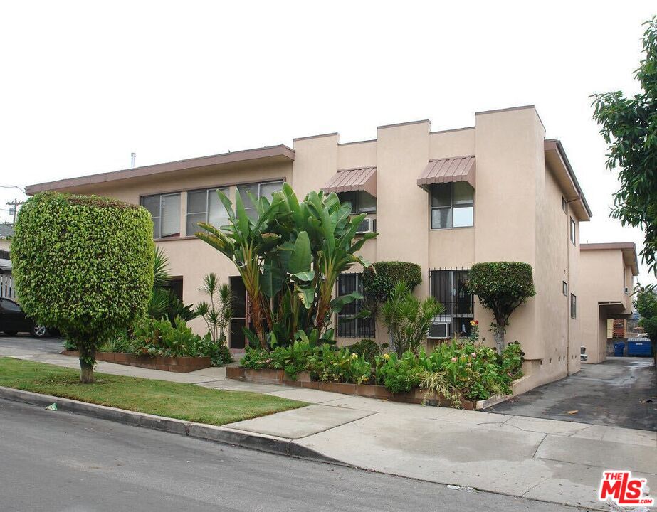1118 Waterloo St Unit: 2