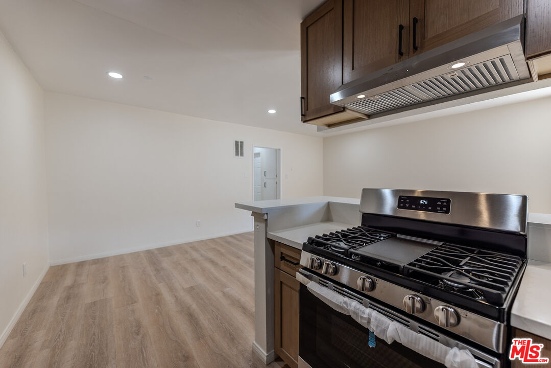 1118 Waterloo St Unit: 2