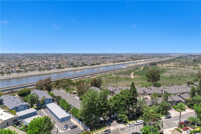 1209 Las Arenas WAY Unit: 5