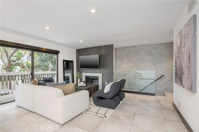 1209 Las Arenas WAY Unit: 5