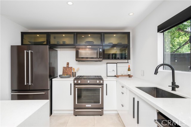 1209 Las Arenas WAY Unit: 5