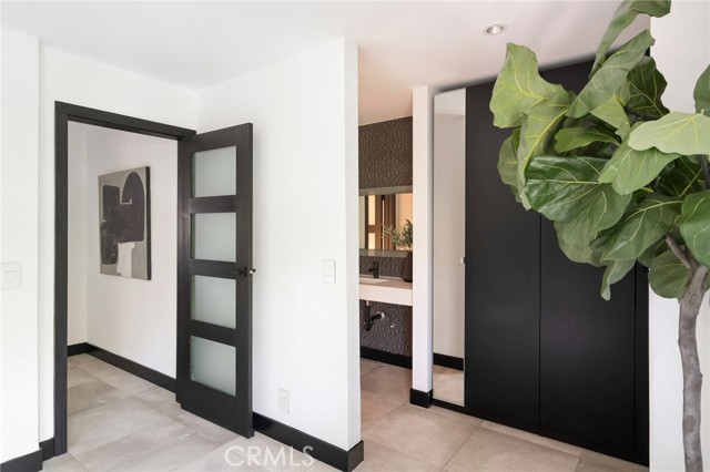 1209 Las Arenas WAY Unit: 5