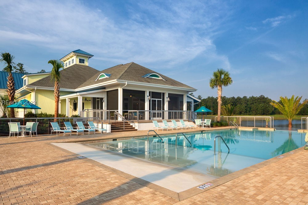 93 Summertime Place