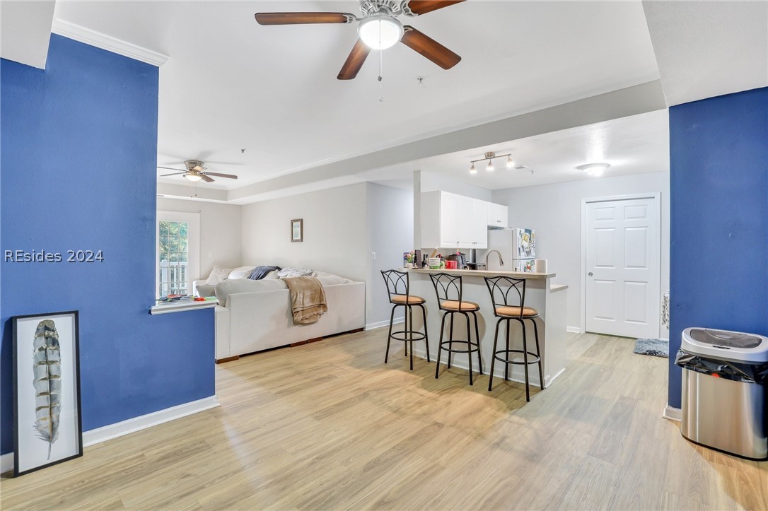4924 Parkway 18-208