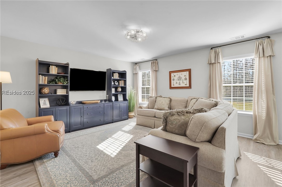 6 Westlake Drive