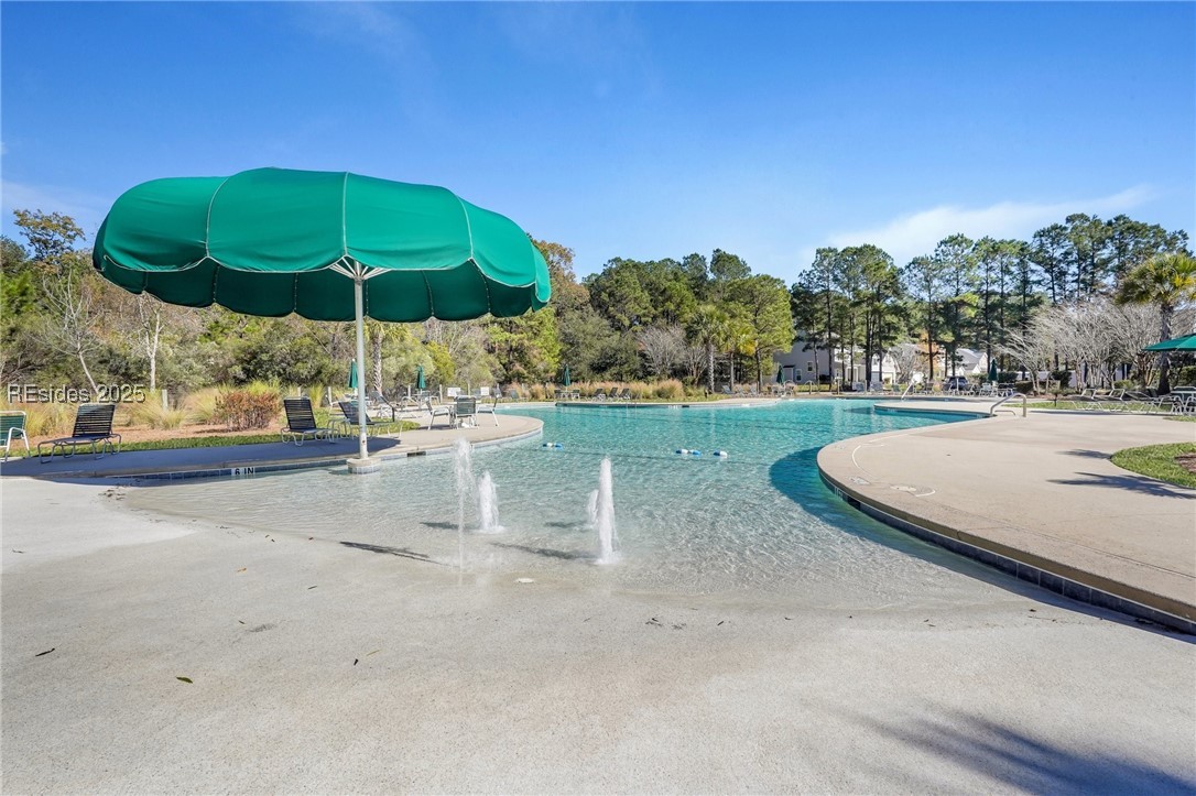 6 Westlake Drive