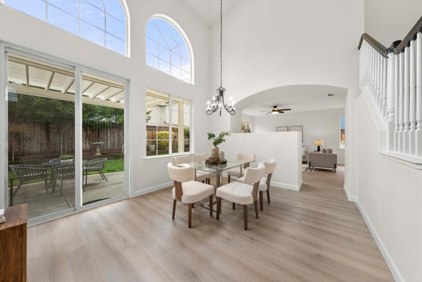 866 Sorrento DR
