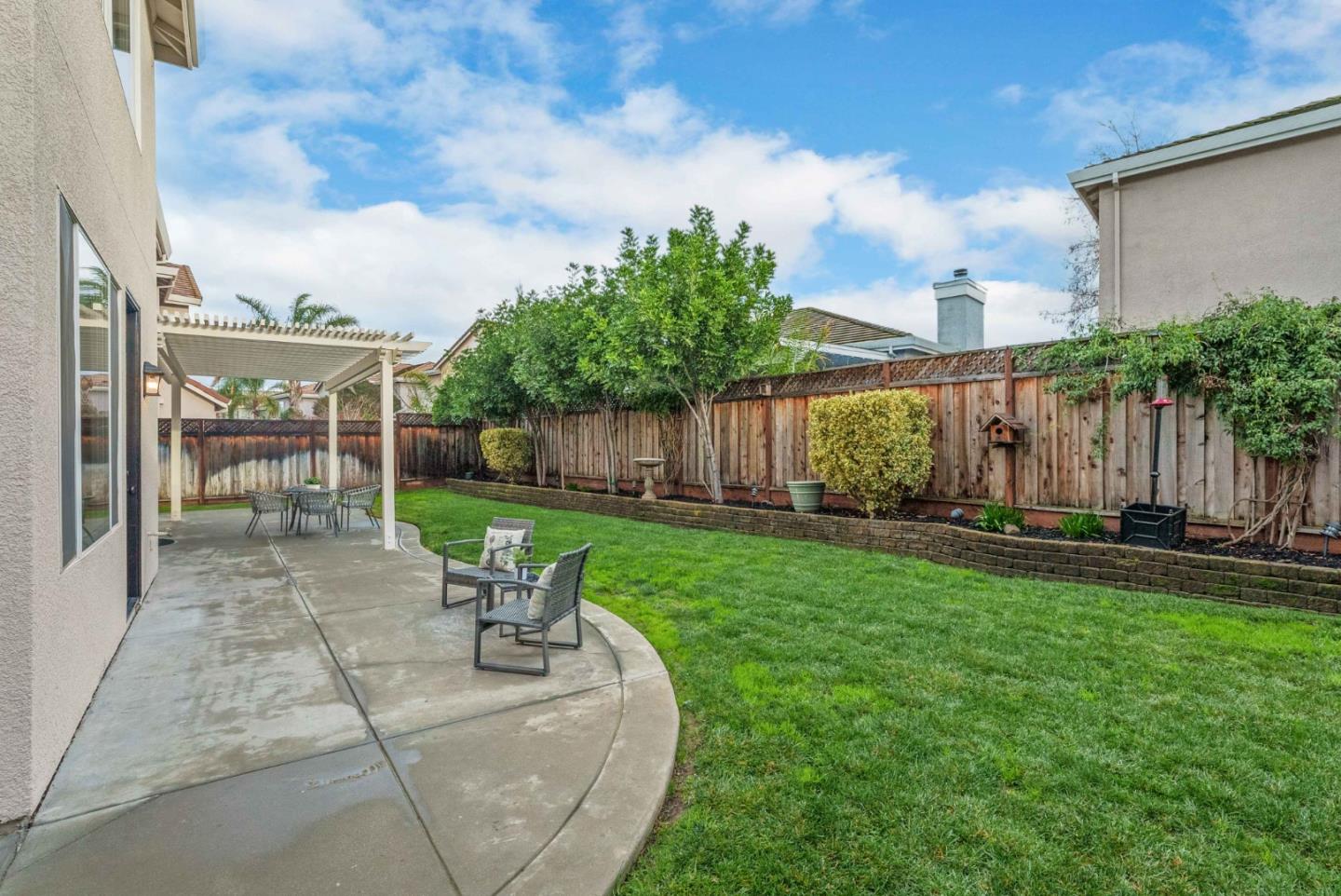866 Sorrento DR