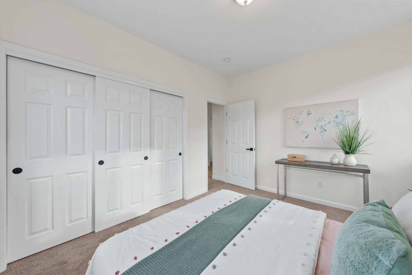 866 Sorrento DR