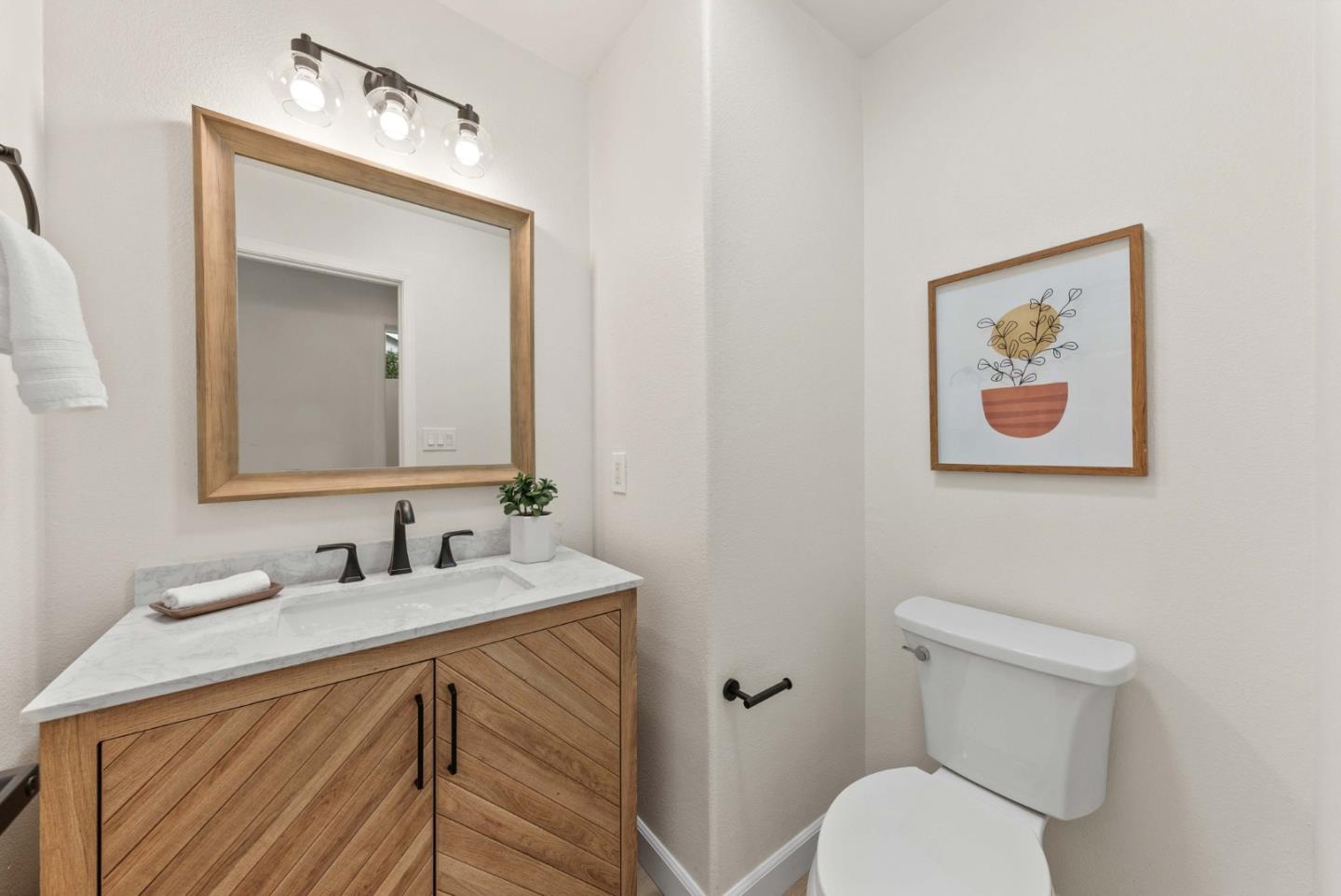 866 Sorrento DR