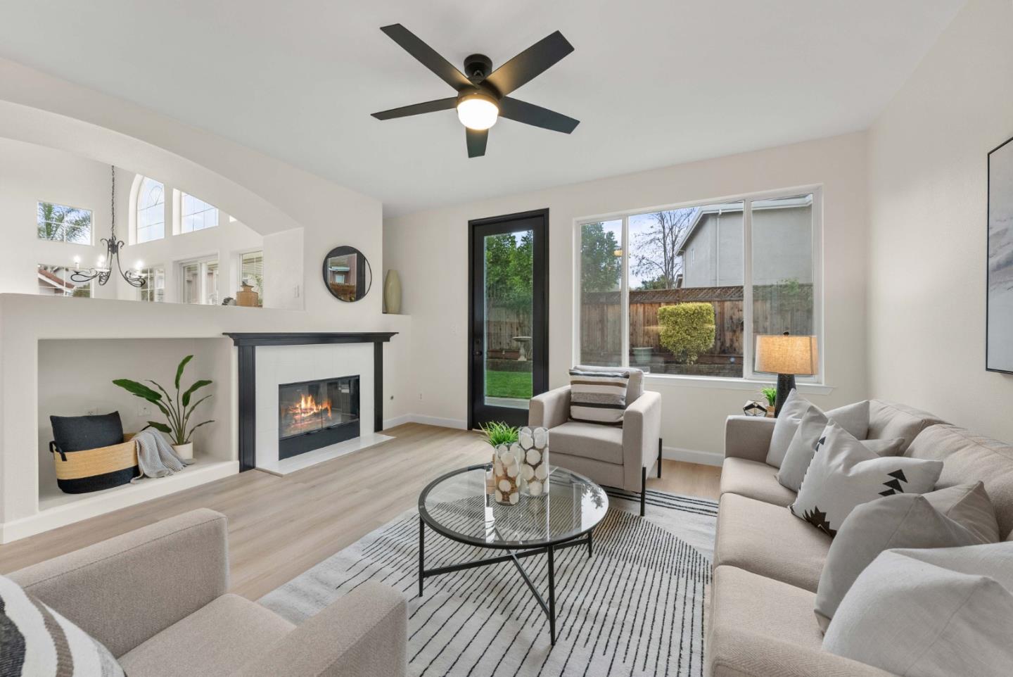 866 Sorrento DR