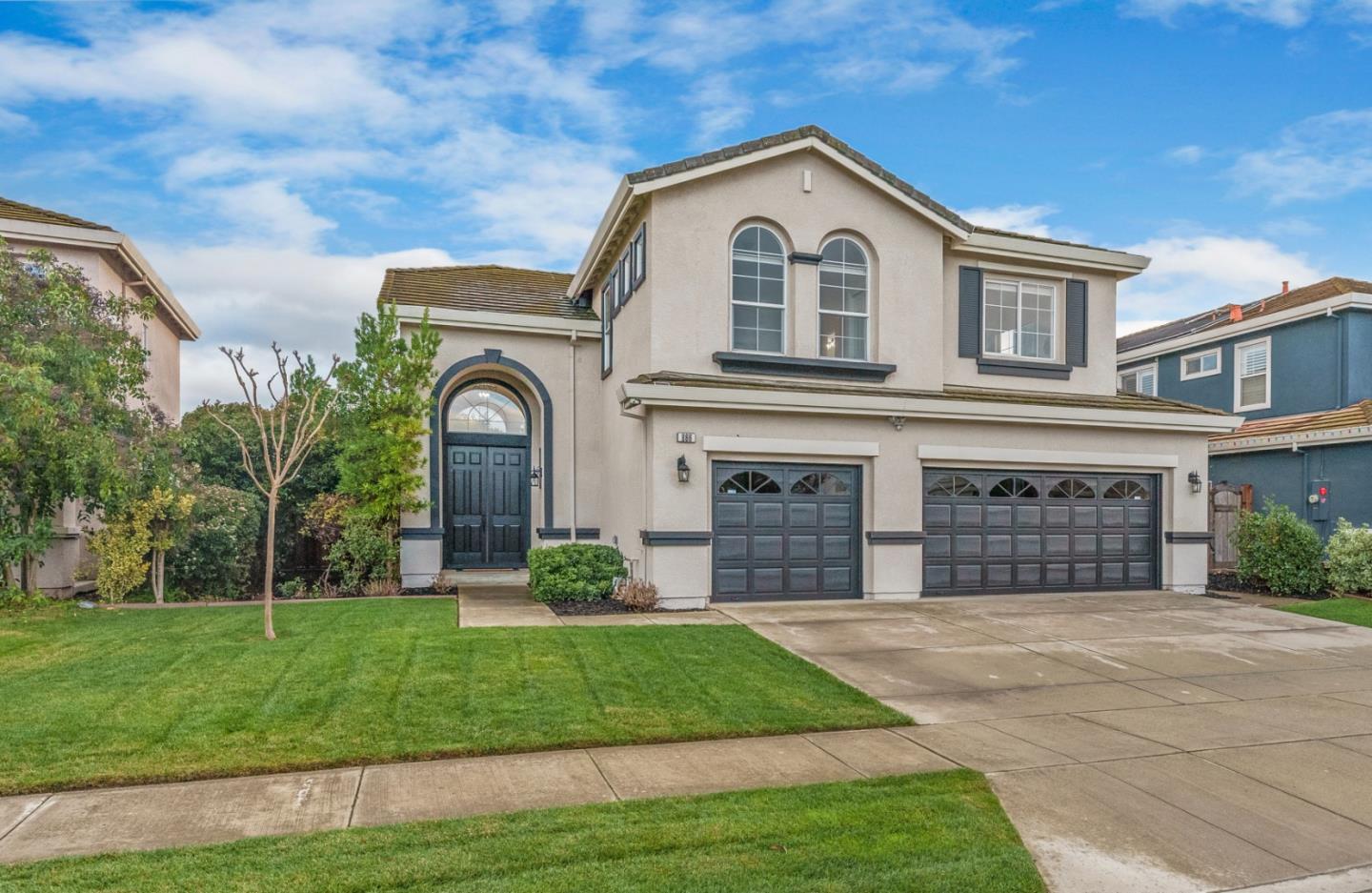 866 Sorrento DR