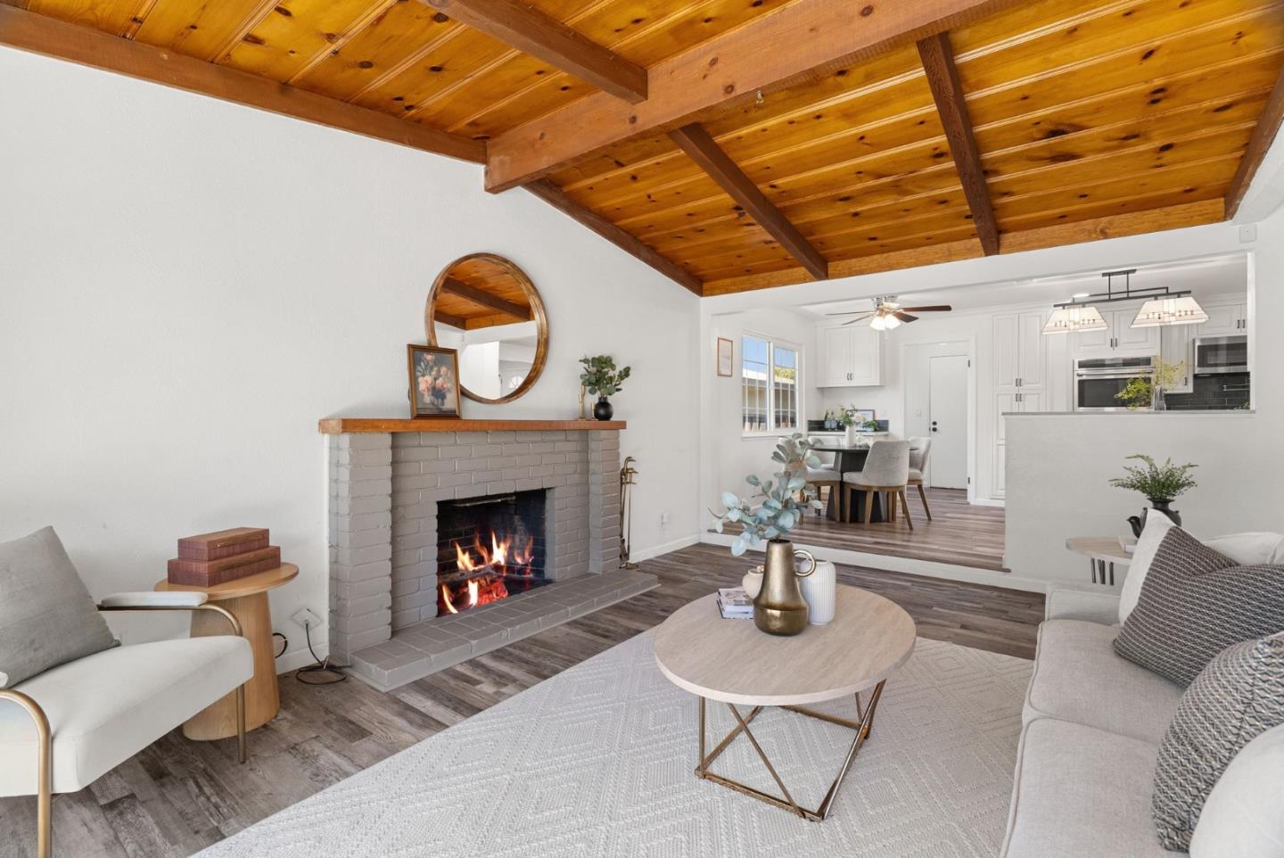 1584 Sonoma Drive