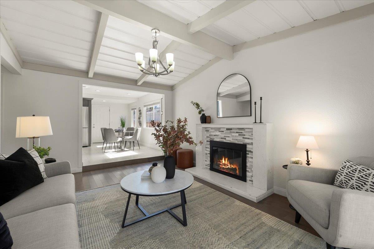 1209 Glacier Drive
