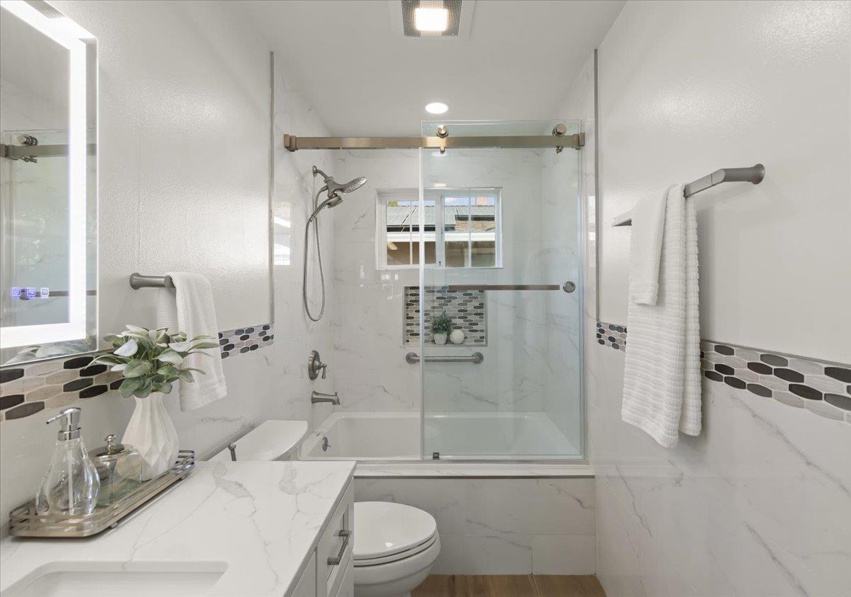 1209 Glacier Drive