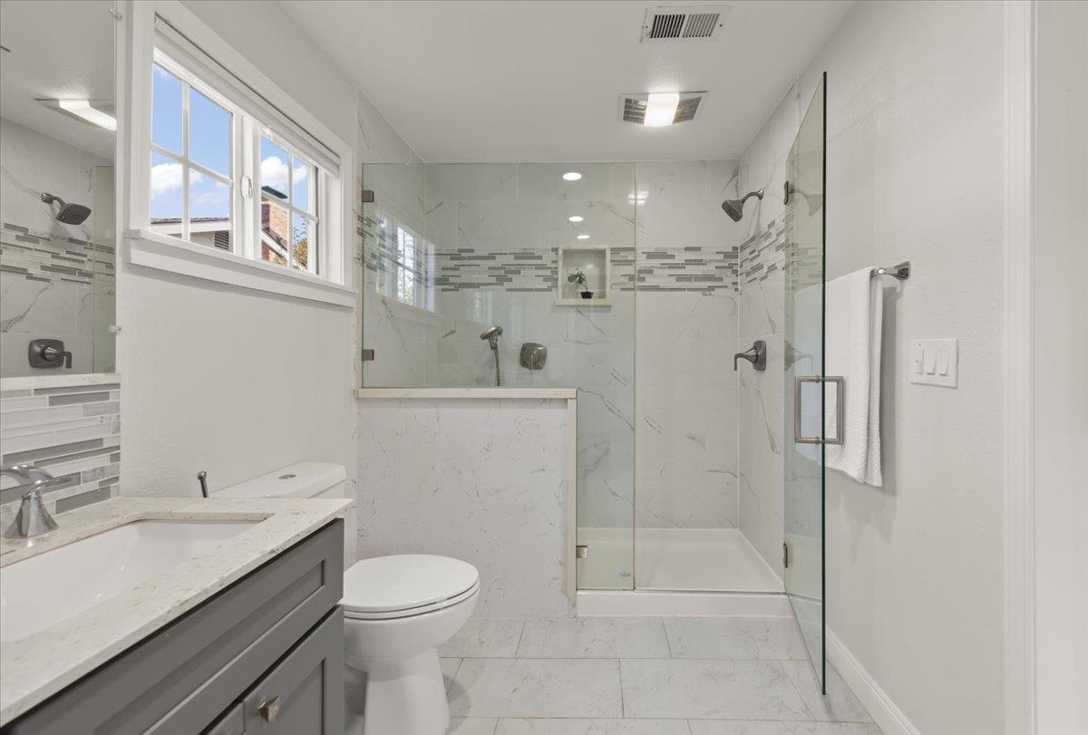 1209 Glacier Drive