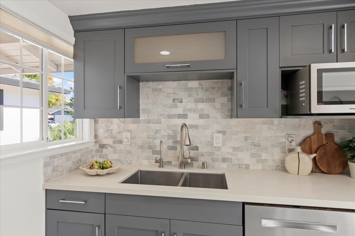 1209 Glacier Drive