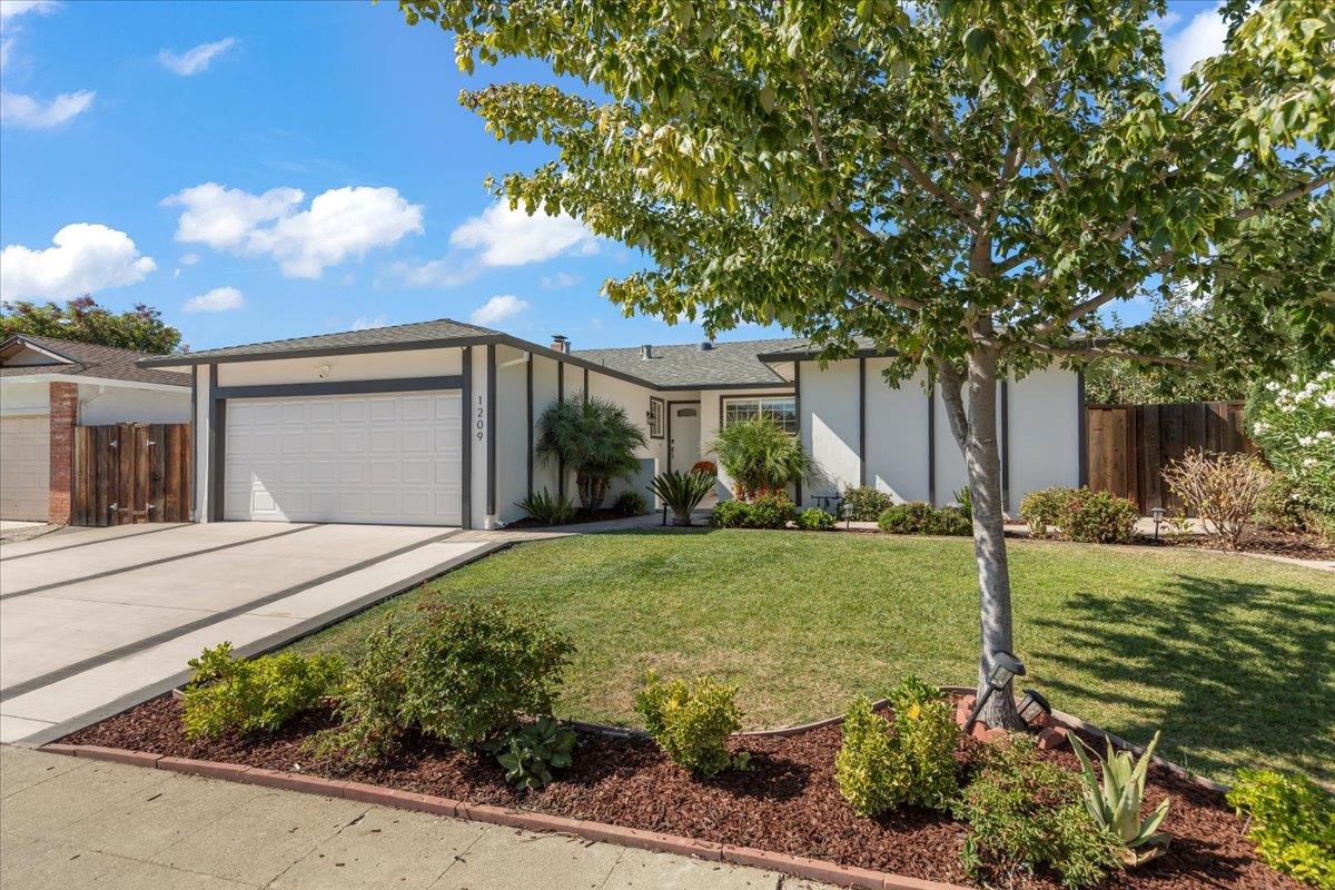1209 Glacier Drive